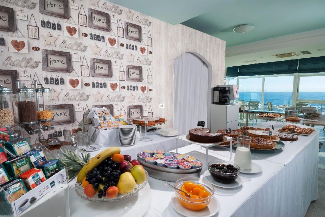 Hotel International Direttamente Sulla Sabbia Misano Adriatico Ngoại thất bức ảnh